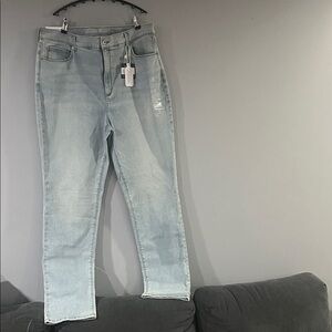 Eddie Bauer Women's Light Wash Straight Leg Jeans Size 18T
